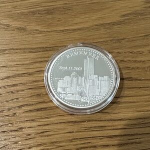 Silver Tone Commemorative 9-11 Coin